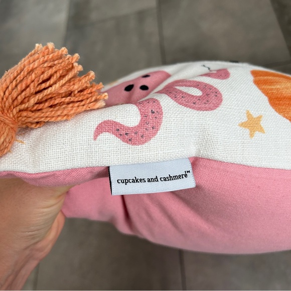 NEW Cupcakes and cashmere halloween ghost pumpkin pink decorative pillow - Picture 5 of 9